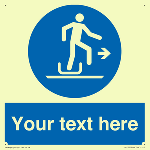 Custom Alighting from a toboggan to the right